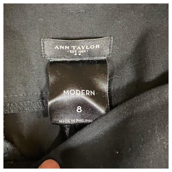ANN TAYLOR Black Stretch Modern Mid-Rise Flare Dress Pants Business Work Size 8 - Picture 2 of 7